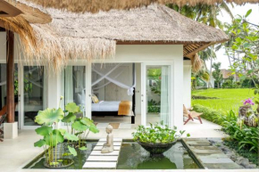 River moon villa